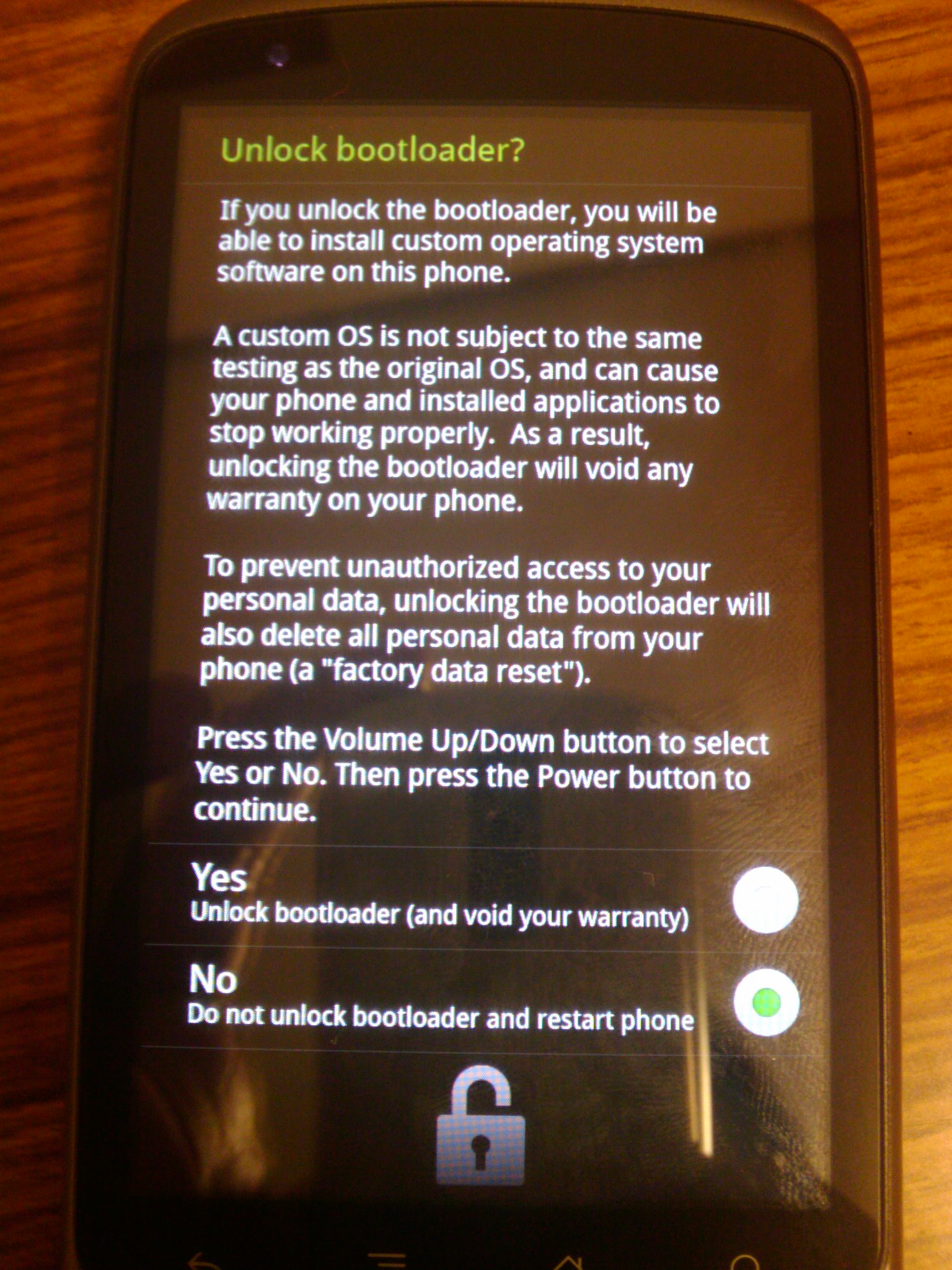 Nexus OneのBootloader Unlock画面