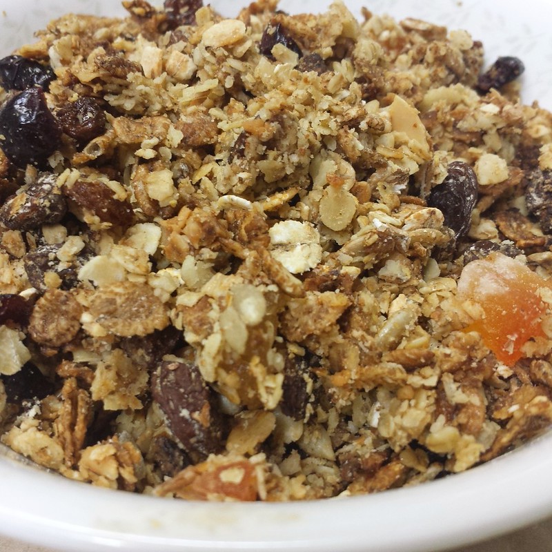 オーブンで手作りするグラノーラ